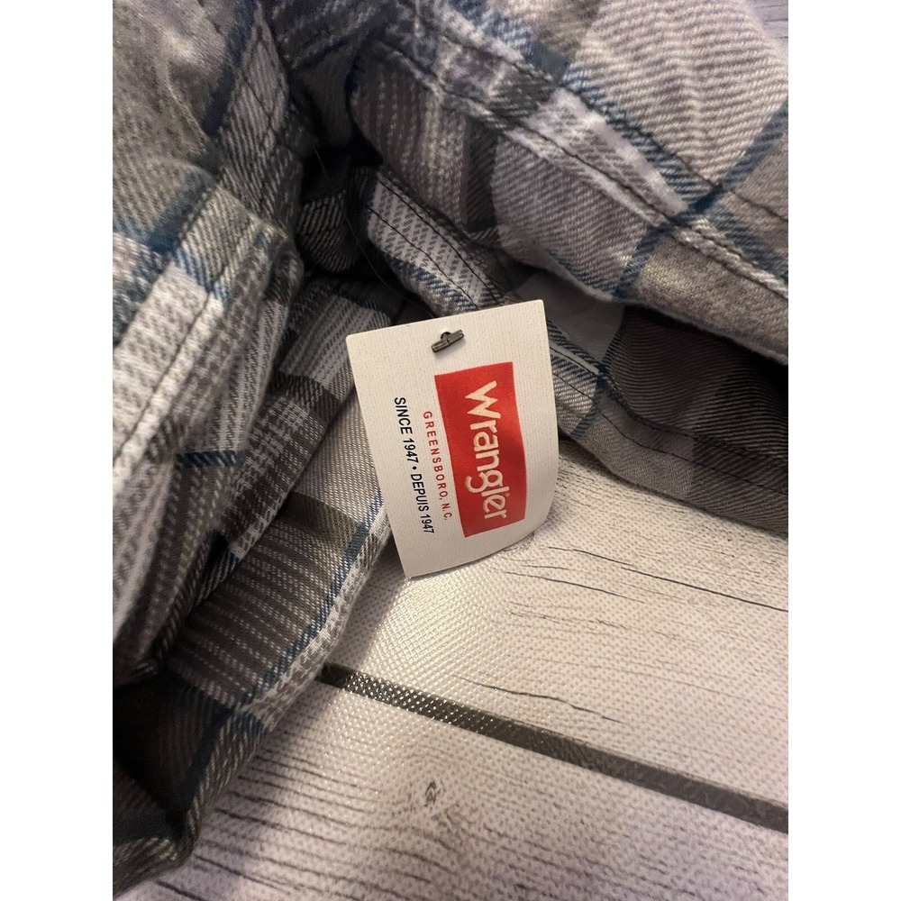 Wrangler Authentics Flannel Hooded Insulated Button-Up Jacket Mens L Gray Plaid - Picture 8 of 9